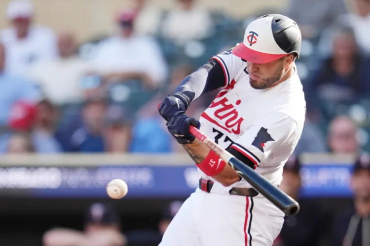 Twins tip Yankees in 13 innings